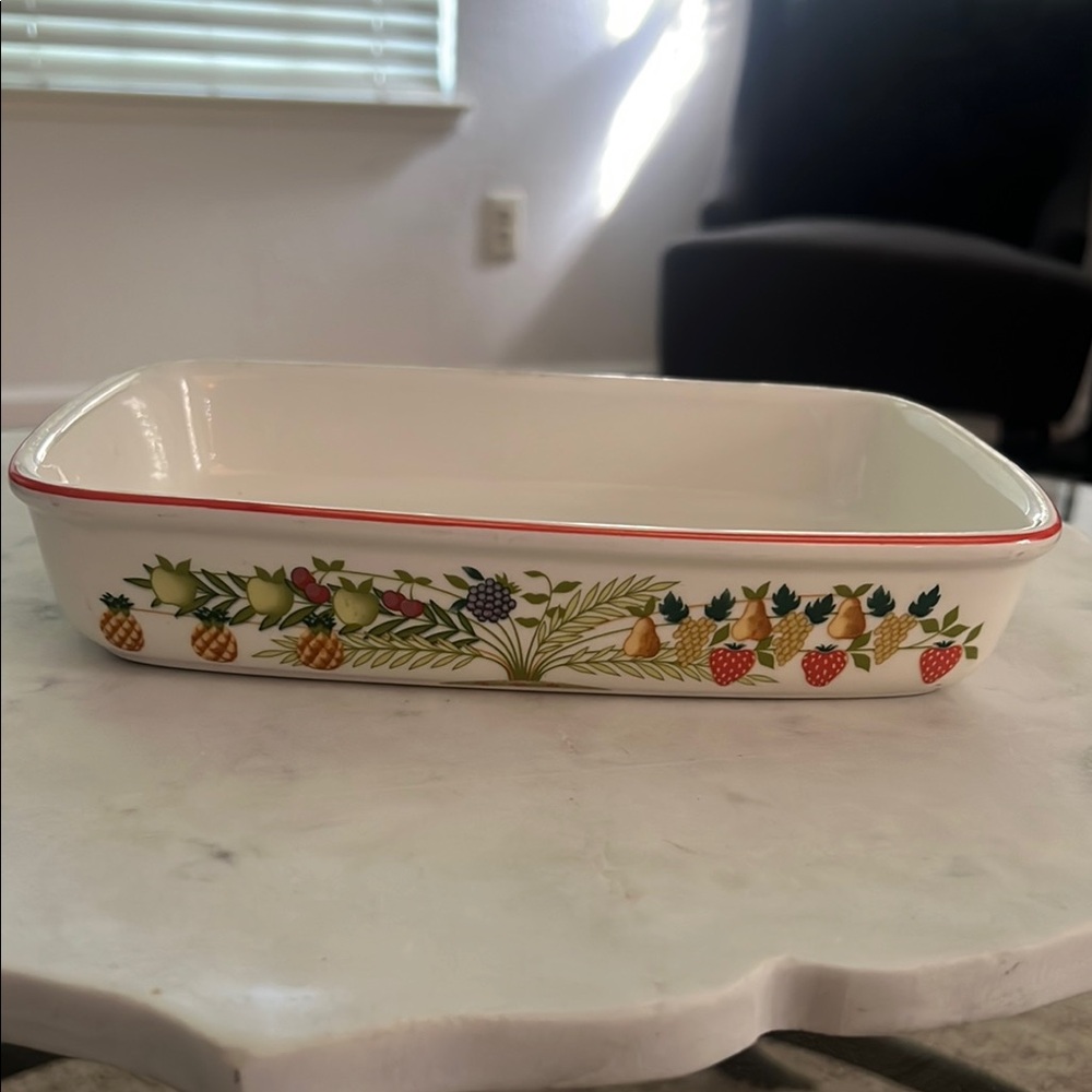 Villeroy & Boch Red and White Ceramic Bakeware